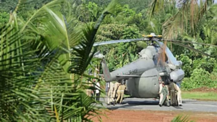 Video: Helicopter wheels sink on freshly poured helipad as President Murmu lands in Kerala