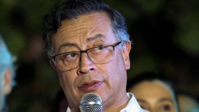 Colombia bombing near Venezuela border kills 9 guerrilla fighters: defence source