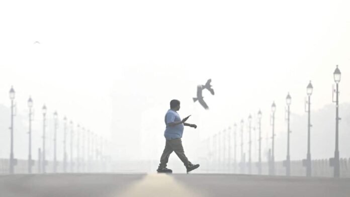 Delhi wakes up to ‘poor’ air as AQI hits 278