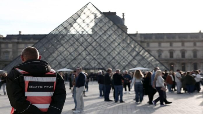 French jewellery store loses $1.2 million in theft weeks after Louvre robbery