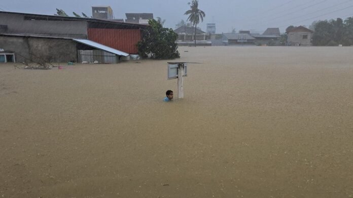 Thailand begins airlifting critical patients as southern floods kill 33