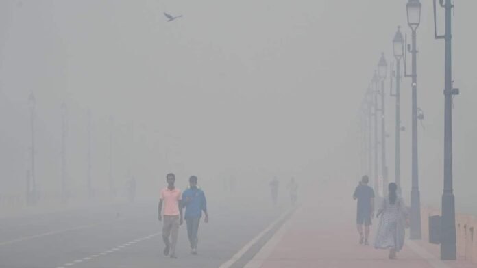 Delhi reimposes GRAP-3 curbs as air quality turns severe, AQI crosses 400