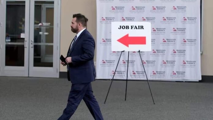 US reports sharpest rise in unemployment since Covid onset