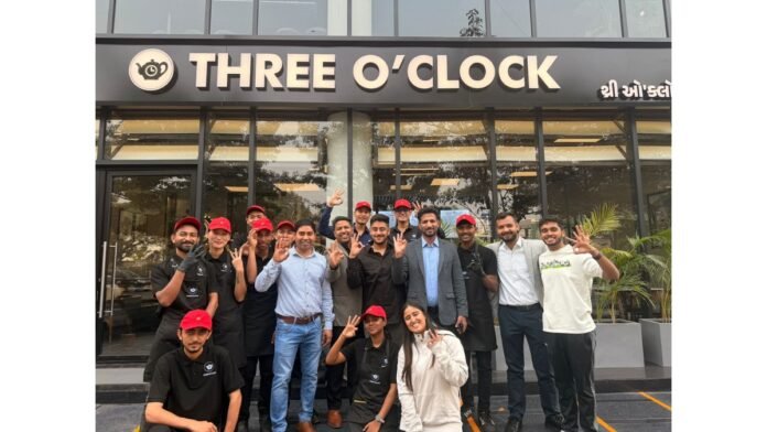 Three O’Clock Café Hits 7th Milestone in India with Franchise India