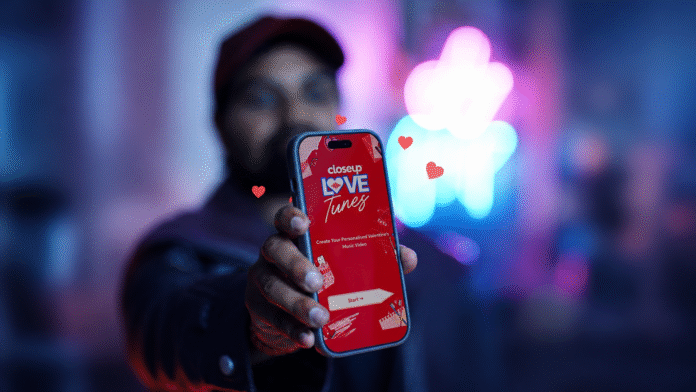 Closeup Love Tunes recognised by Asia Book of Records and India Book of Records