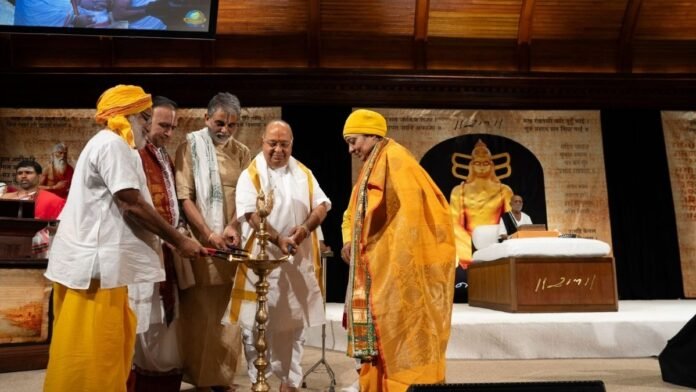 Morari Bapu’s Ram Katha begins at at Sanders Theatre in Harvard on India’s 80th Independence Day